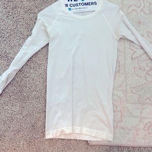 Lululemon swiftly tech long sleeve